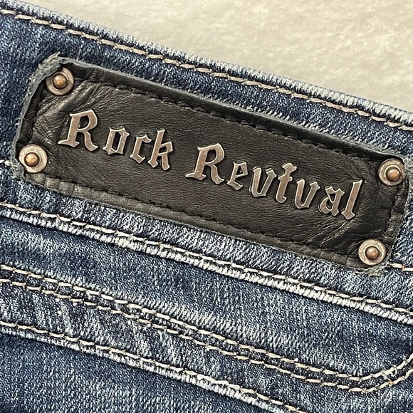 Rock Revival Haley Bootcut Jeans Size 30 Distressed Fleur De Lis Buttons - Picture 8 of 15